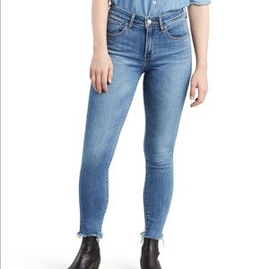 NWT Levi's Women's 721 Jeans